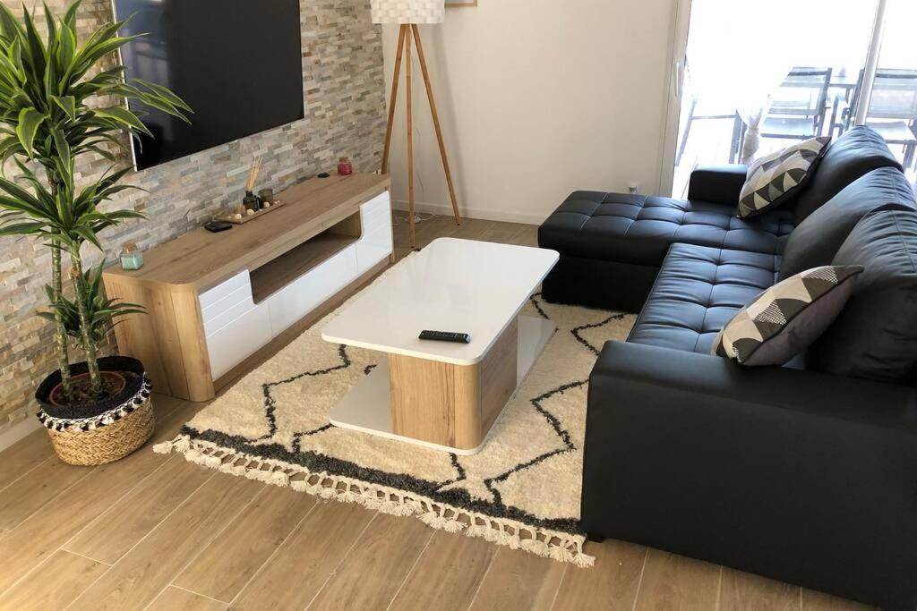 Agréable Maison entre Bordeaux et le Bassin Saint-Jean-d'Illac Extérieur photo