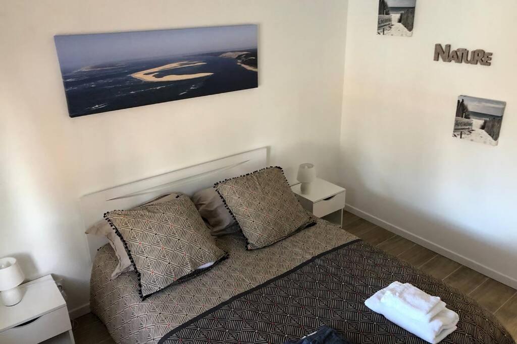 Agréable Maison entre Bordeaux et le Bassin Saint-Jean-d'Illac Extérieur photo